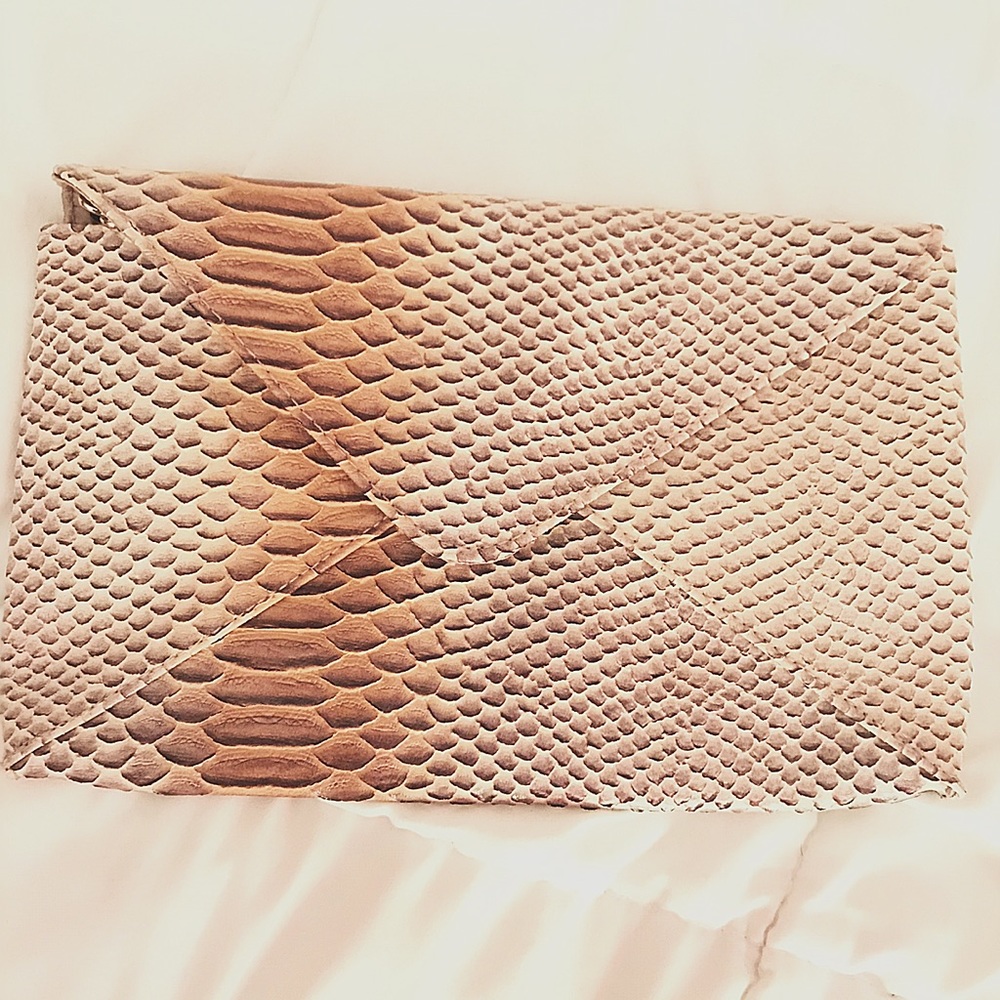 NORDSTROM ENVELOPE CLUTCH